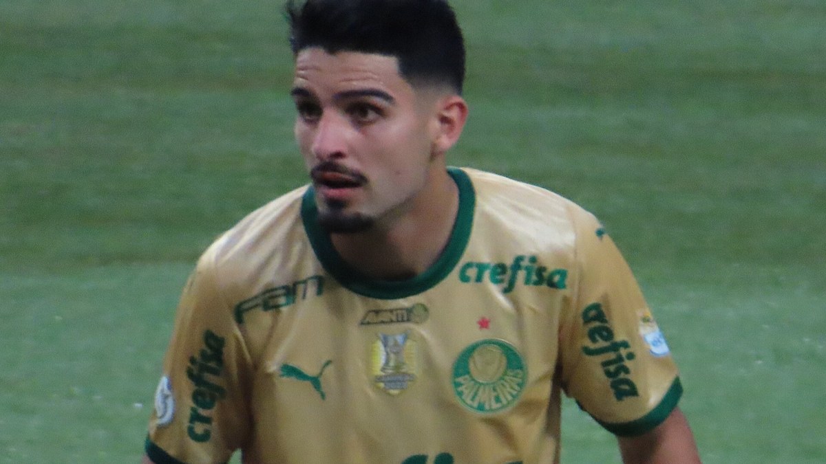 Flaco López com a camisa do Palmeiras