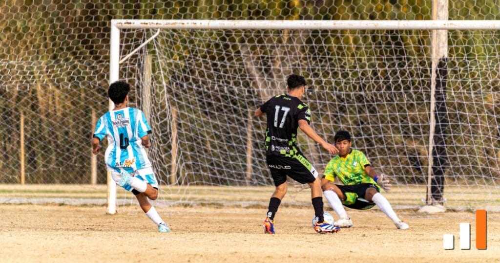 Atacante frente a frente com o goleiro — mercados de gols no Brasileirão